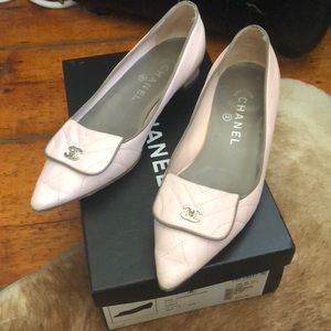 Chanel blush pink quilted pointy toe logo flats